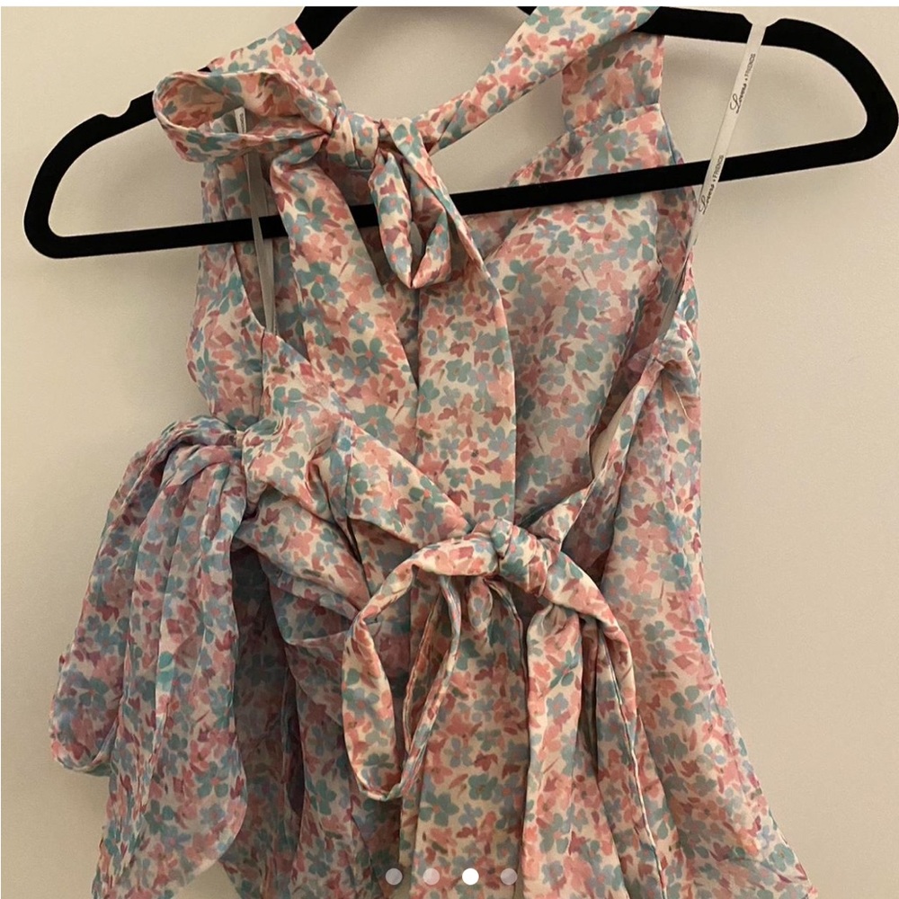 Revolve blouse - Picture 3 of 4